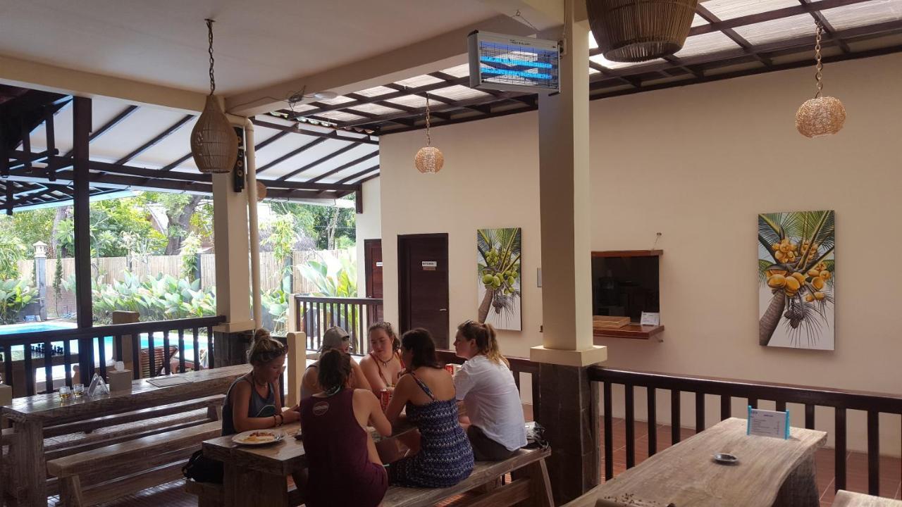 Gili Buana Vandrarhem Gili Air Exteriör bild